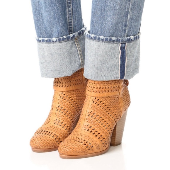 ❤️🔥HOST PICK 🥳 NIB RAG & BONE CLASSIC NEWBURY ANKLE BOOT WOVEN IN NATURAL - Picture 6 of 14